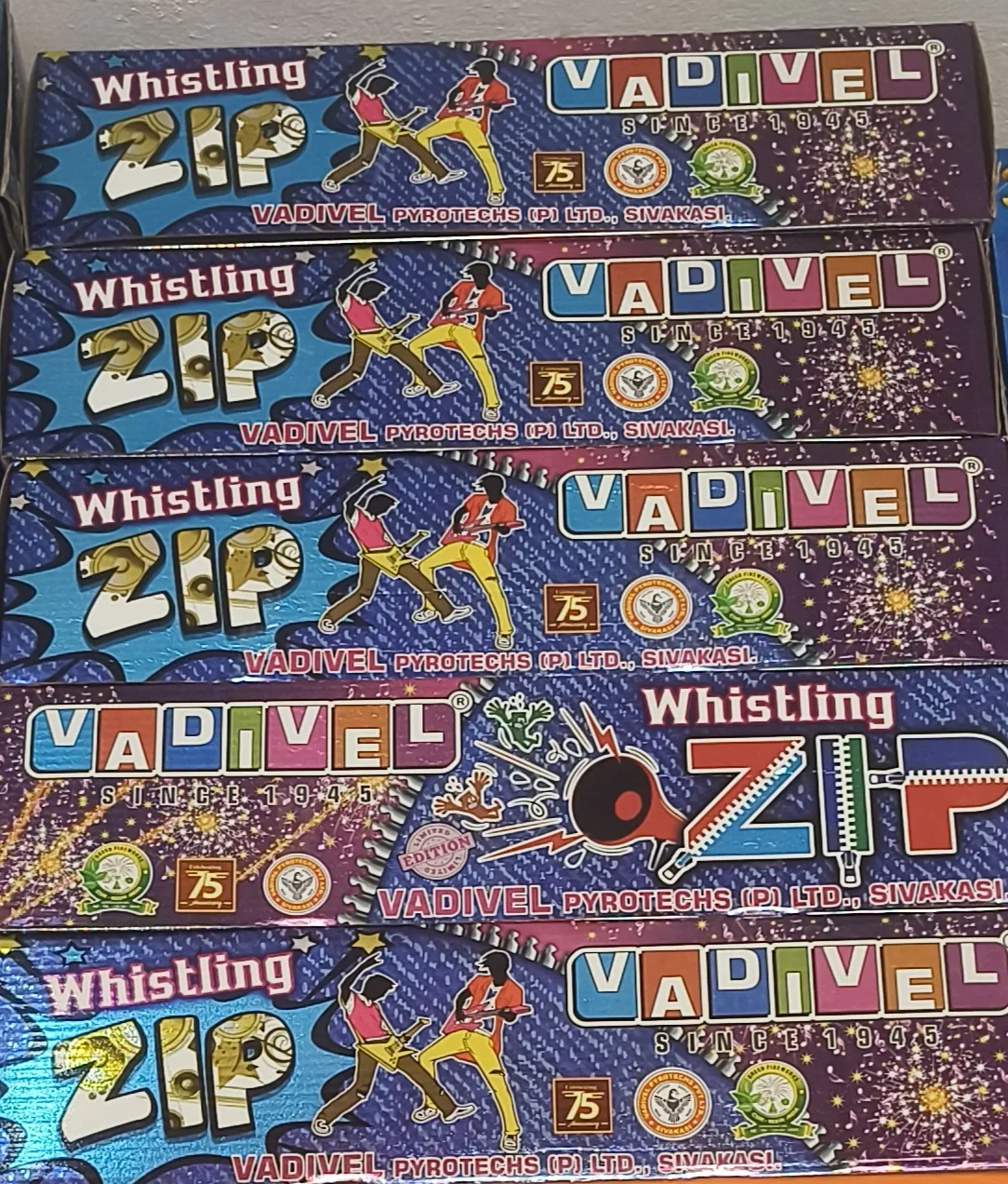 25 -WHISTLING ZIP